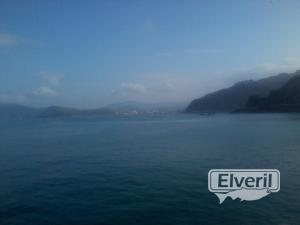 Zarautz al fondo (vista desde Getaria), enviado por: i (No registrado)