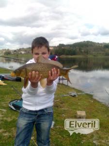 Jorge con una pieza de cachamuiña, enviado por: Jose Seoane (No registrado)