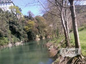 rio urola paso por Cestona, enviado por: ENEKO