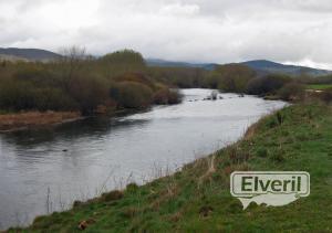 Río abajo del refugio, enviado por: Miguel Ángel