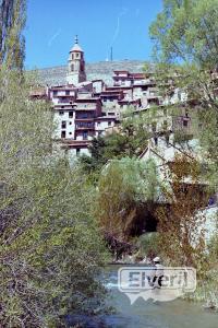 Pescando en Albarracín, sent by: PP (Not registered)