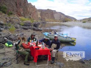 Flotada en Aluminé, envoyé par: El Andarrios (Non enregistré)