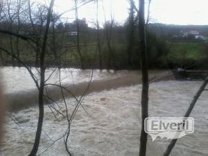 presa de Aizarnazabal (rio UROLA), envoyé par: ENEKO