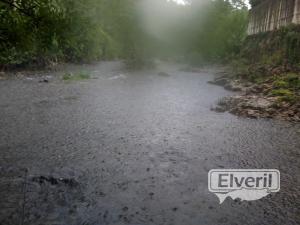 pescando bajo la lluvia, sent by: erreka (Not registered)