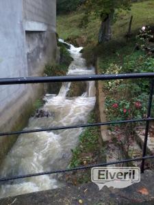 regatos a tope de agua, enviado por: Eneko (No registrado)