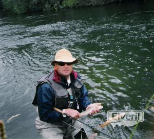 Licenciado pescando en Lerida, sent by: Macabi (Not registered)