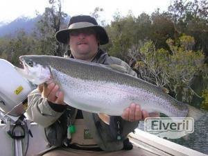 Muy Grande...!!!, enviado por: Daniel Johansen, pescador Patricio Rondini (No registrado)