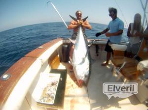 Atun. Currican en Marbella., envoyé par: pescaenbarco.com (Non enregistré)