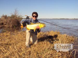 Un  hermoso día de pesca!!, envoyé par: Lalo (Non enregistré)