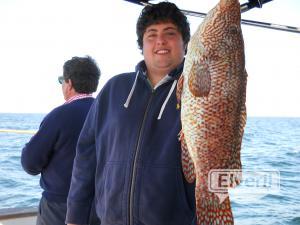 Alvaro con un pinto de 3,8 kg pescado en en el barco Maregalia 1º, las Rias Baixas de Galicia, envoyé par: Maregalia pesca en barco Rías Gallegas, litor (Non enregistré)