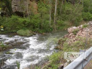 El río en junio tiene mucha agua, enviado por: El Andarrios
